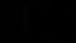 Hej, amatérská teen 18+, jak ses tak promočila spermatem tady venku?