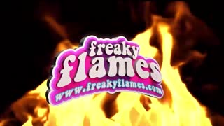 Oh, malá štíhlá teen kundička devastovaná velkým tlustým kurcem!