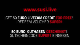 Mika Menjilat Faraj CocoKiss dengan Menggoda