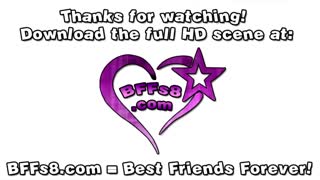 Καυτές γκόμενες ασχολούνται σε άγρια ομαδική σεξ με λάγνο καθηγητή