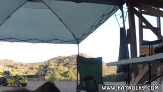 Ich wurde angehalten und gab einen wilden Blowjob... ups, so peinlich