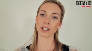 6 लड़कियां अल्फा मेड के लिए फीयर्स ऑर्गी सेक्सफाइट में