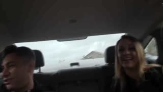 মানুষ, আমি পারি না... মারিয়া জেডের ফ্যাট বুটি ব্র্যাড নাইটের বিশাল বিডব্লিউসি দ্বারা পাউন্ড হচ্ছে!