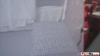 Milf ngực lớn tham gia sex điện thoại mạnh mẽ bí mật