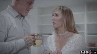 Blonde milf secretary Brett Rossi licks pussy in free use office with big tits