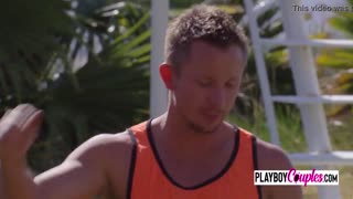 Sky par omfavner gruppesex og bliver helt vilde