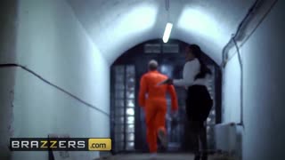 Ach, miluju ty velké prsa v uniformě s Elicia a Danny - Všechno nebo nic z Brazzers