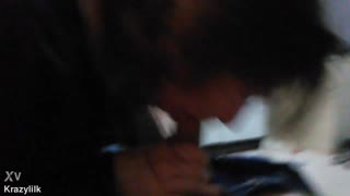 Je m'étouffe sur cette grosse bite comme une bonne chatte !