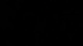 Ember, nem hiszem el tini 18+ amatőrök meg vannak locsolva vad partin!