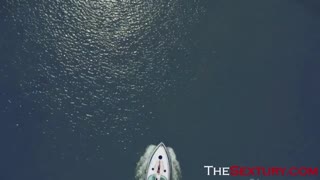 Sceny na łodzi - erotyczne filmy na wodzie z morską atmosferą