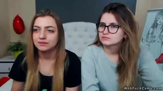 amatur lesbian diikat di webcam chat