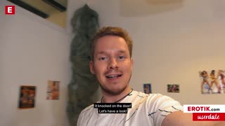 A latin fiatal nő Penelope Cum találkozik rajongójával baráti csevegésre