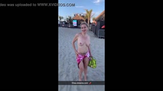 Bliskam svoje poredne fotografije za divji seks izziv