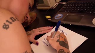 Dread Hot Ubaguzi Wa Wasagaji Na Jully Delarge Mdogo