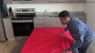 Tôi Buồn Khi Không Ai Đến Tiệc Sinh Nhật - Lil D