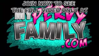 मोठ्या स्तनांची ब्लाँड MILF व्हॅनेसा केज वाइल्ड प्लेसाठी नर्स म्हणून ड्रेस करते