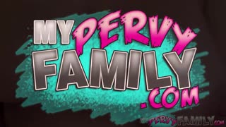 Velike sise crvenokosa MILF uči mladog momka 18+ zadovoljstvu - Andi Džejms