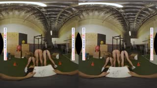 Naughty America - Aiden Ashley, Jazmin Luv i Lily Larimar zaskakują trenera osobistego