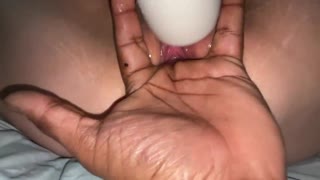 எனது எதிர்க்க முடியாத இன்டர்ரேஷியல் பார்ட்னருக்கு ஹார்ட் ஸ்குவிர்டிங்