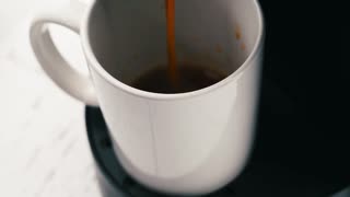 붉은 머리 라티나 나체 레게톤 댄스 기쁨 느끼다