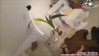 Γερμανή ερασιτέχνης MILF παίρνει βαθύ creampie σε οικιακή συνεδρία