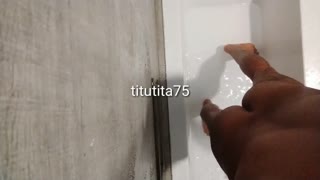 Nepalilainen sinkku masturboi suihkussa piilotetulla kameralta