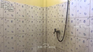 アマチュアのシャワーソロシーン、プライベートなリラクゼーションタイム