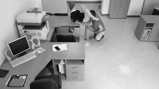 Hva er hettere enn amatør kontor sex med sexy sekretær?