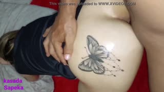 अपनी गंद देने से पहले मैंने उस गर्म लंड पर ब्लोजॉब दिया