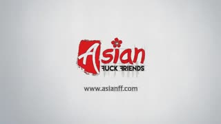 Blowjob und Fick von Amateur-Asiatinnen!