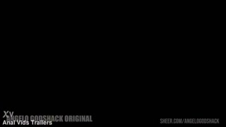 První 4 na 1 Nely Decker s trojitou vaginální, DP a obrovskými dírami