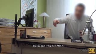 이봐, 이 커비 여자가 비즈니스 대출을 요청하며 어떻게 벗어났어?!