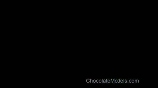 Dve nove velike latinske guze Mamig i Nolac pridružuju se Muvaphoenix i još 14 najkrivijih guzova