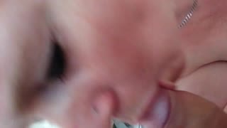 Busty Redhead MILF ay Sumusubo ng Dick 😋