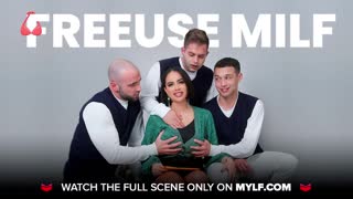 Гледај своје омиљене порно звезде у најврелијим тренуцима дубоких грла, кума и хардкор акције – шта раде најбоље?