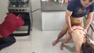 Ich ficke beste Freundin meiner Frau direkt vor ihr