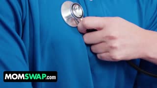 Infermiere Maliziose in Role Play Hardcore con i Partner