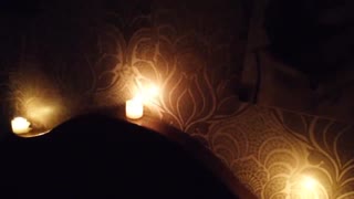 Două târfe se fut una pe cealaltă deoarece clientul nu a venit?