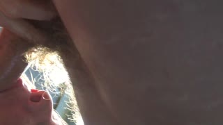 Hej, provjeri Catherine Stone kako prisiljava Seana Patricka da puši taj kurac