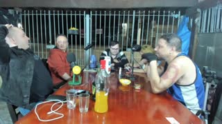 Yo, saya host podcast dan baru beri blowout epik live di Bluezao untuk 50 reais! 😂