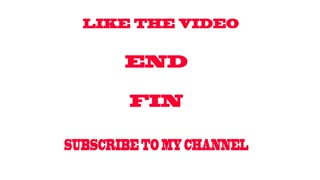 Người phụ nữ trưởng thành nghỉ ngơi trên đồ nội thất phòng khách với mông khổng lồ không thể cưỡng lại