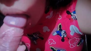 Teen Latina Amateur Delivers Mind-Blowing Oral Action