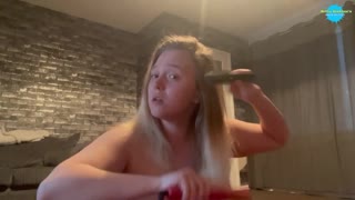 Hari Biasa Dia Siap Topless Kamera