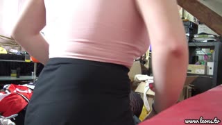 Hameen alta näkymät - salaisia kurkistuksia seksivideoissa hamekulmista