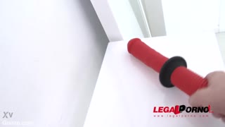 Teen kuřba Luna Rival v 5na1 mini gangbangu s dp, intenzivní akce