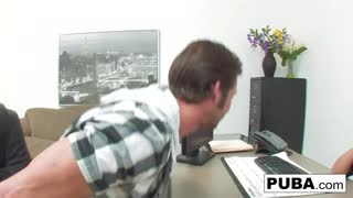 Ik Interviewde Hem en Hij Moest Me Hard Neuken voor de Job met Mijn Grote Tieten Die Bonzen