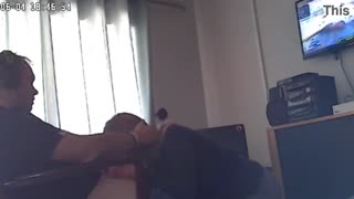 Спайкам: горячая блондинка трахается стоя в скрытом домашнем видео