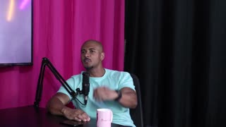 லூகாஸ் பெர்ராஸ் ஒவ்வொரு தொடலிலும் என்னை எவ்வளவு வனமாக்குகிறான் என்று நம்ப முடியவில்லை!