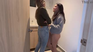 Hey, I’m such a slut for kissing my lover’s wife! 😘