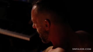 SinfulXXX keeps blindfolded Anna Claire Clouds on a chain